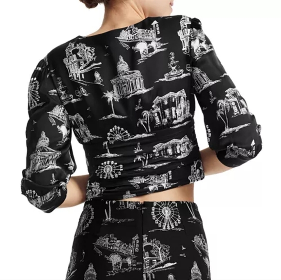 MajeLetilla Printed Cropped Top - Picture 2 of 4